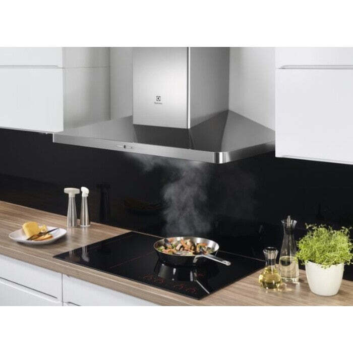 Digestor komínový Electrolux EFF90560OX VYBALENÉ