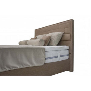 Posteľ Boxspring William 200x200, hnedá, vrátane matraca a toppera - II. akosť