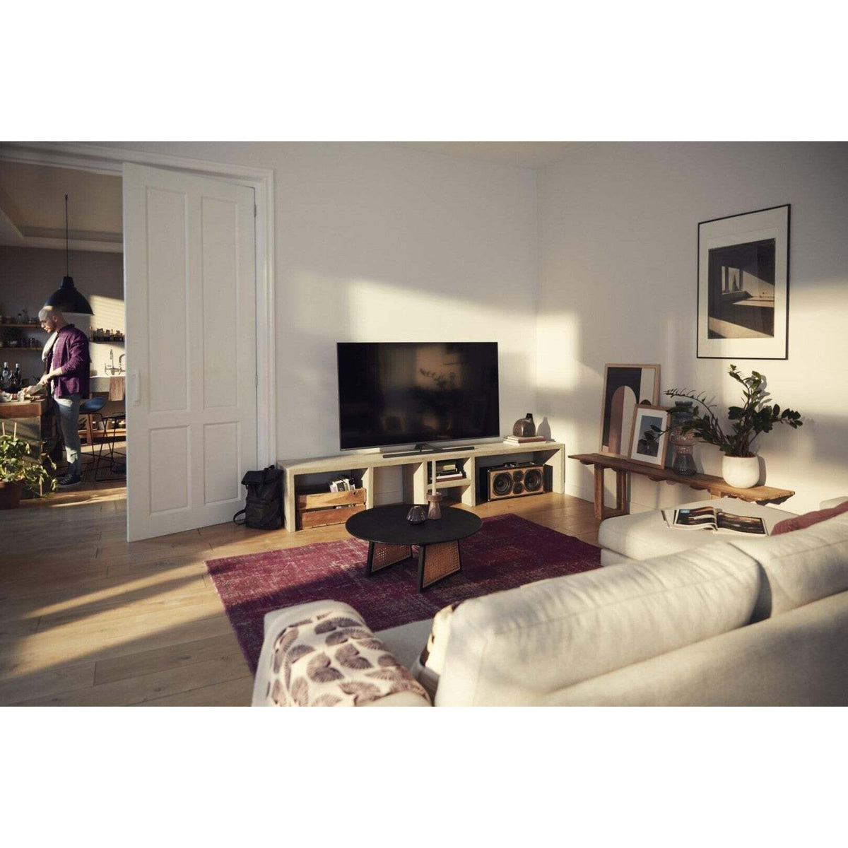 Smart televízor Philips 43PUS8556 (2021) / 43&quot; (108 cm)