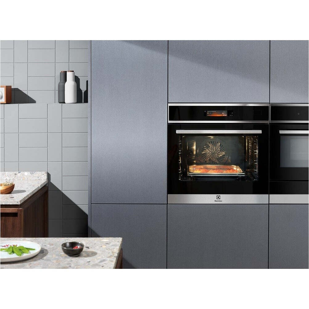 Vstavaná rúra Electrolux SENSE CookView EOA9S31CX POŠKODENÝ OBAL